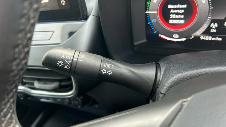 Nissan Juke 1.6 Hybrid N-Connecta 5dr Auto Hybrid Hatchback